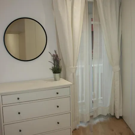 Primera Linia De Mar Apartment *