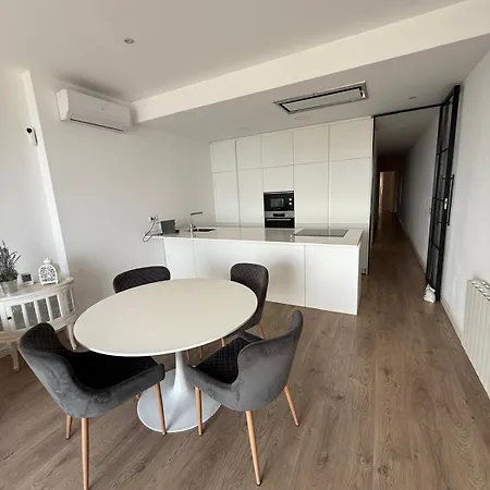 Primera Linia De Mar Apartment *